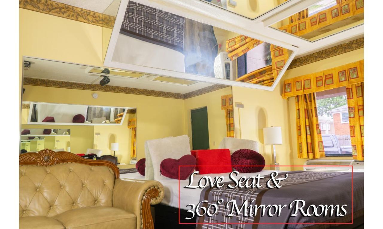 Luxe Romantic Suites Dolton Экстерьер фото
